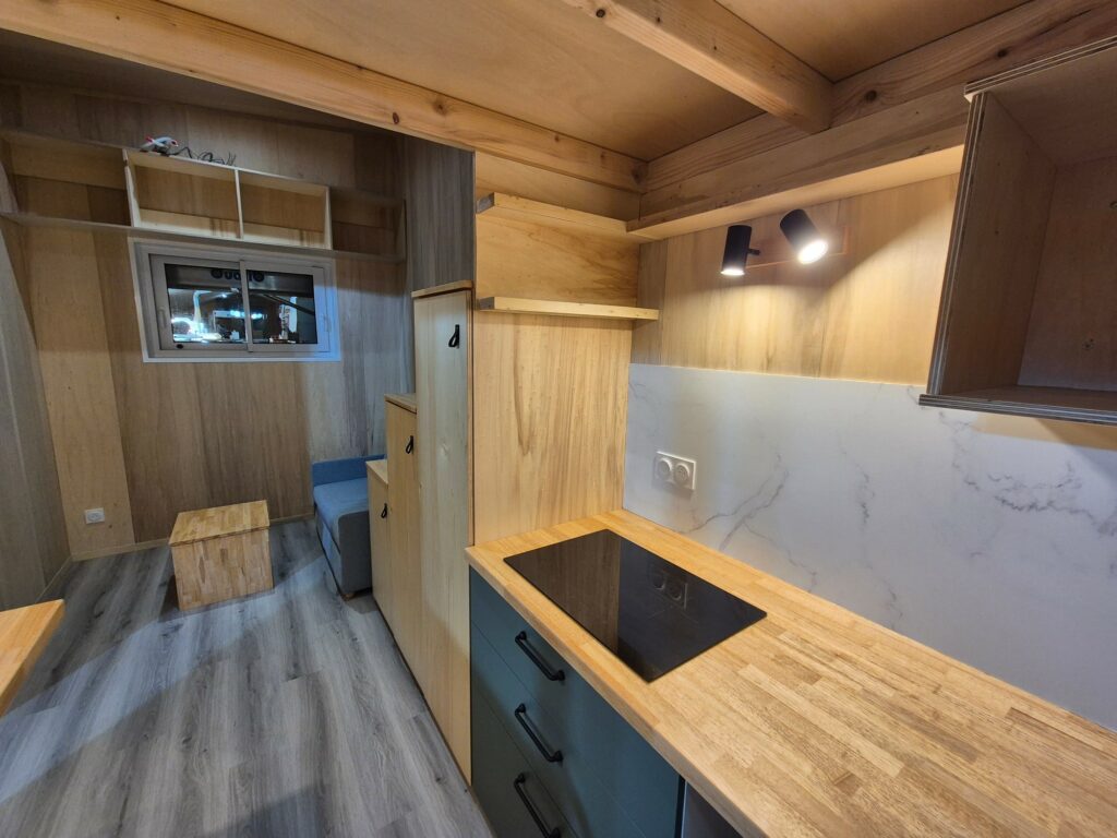 Instagram post from authentik_menuiseries. This post is in position 3.